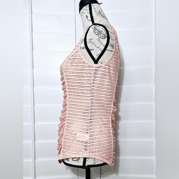 XCVI MOVEMENT TANK TOP - Picture 4 of 11